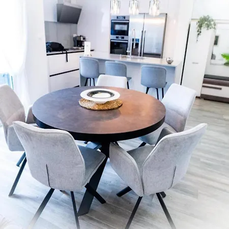Holiday Mirja - 200 M From Beach * Split